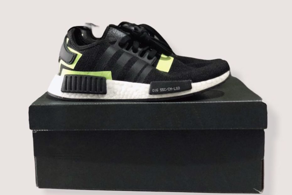 Adidas Nmd R1 Black Volt, Women'S Fashion, Footwear, Sneakers On Carousell