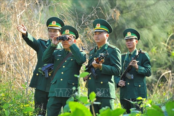 Tiếp Tục Xây Dựng Thế Trận Biên Phòng Toàn Dân Vững Mạnh | Baotintuc.Vn