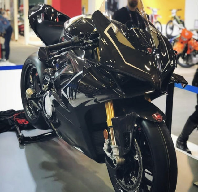 Ducati Panigale V4R Carbon - Định Dạng Cá Mập 2019 Với Trang Bị Full Body  Carbon | 2Banh.Vn