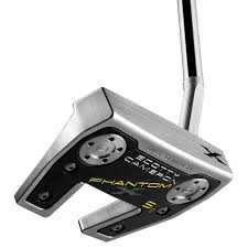 How Tiger Woods Scotty Cameron Putter Differs From Retail Putters