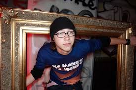 Confessional Skins — Did Sid Ever Find Cassie When He Went To New York?